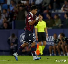 Brugué firma, con cinco goles, su mejor arranque anotador con el Levante