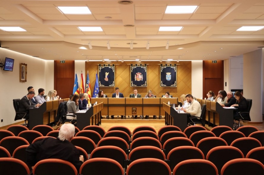 Burriana aprueba una rebaja del 2,7 % del IBI y las obras del polideportivo de Sant Blai por 1.152.000 millones