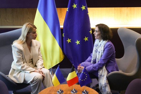 La UE abre negociaciones con Ucrania 2 años y 4 meses después de su solicitud de adhesión
