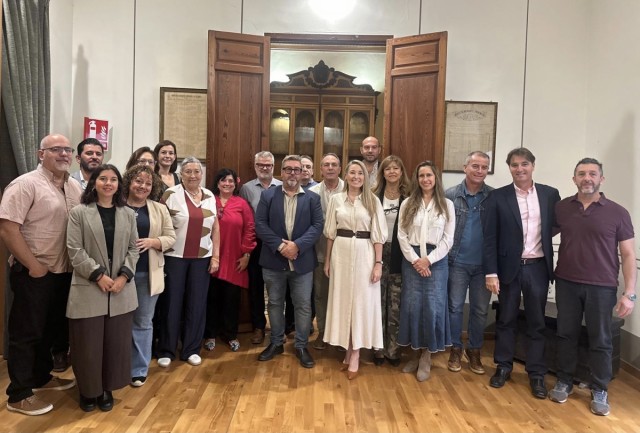 Alicante conmemora el Día del Comercio Local en un acto institucional junto al sector