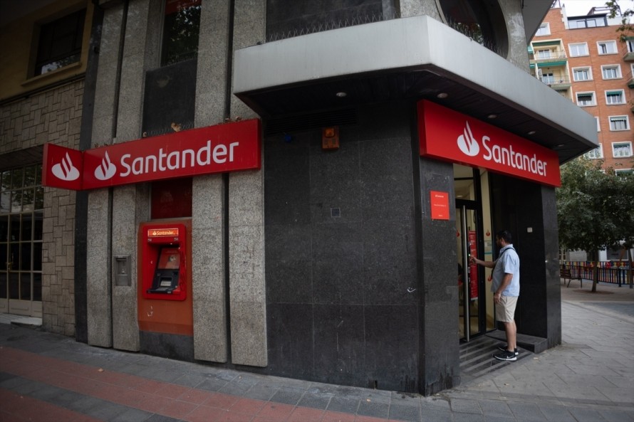 Banco Santander supera el 80% de ejecución de su actual programa de recompra de acciones