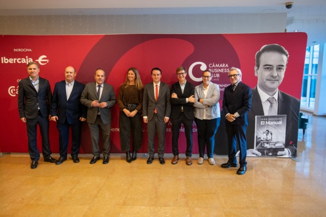 La conferencia de Iván Redondo en el Cámara Business de Alicante, en imágenes 