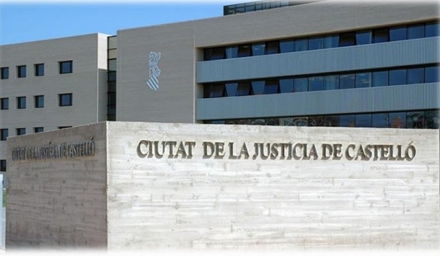 Tres menores que denunciaron prácticas de pederastia en el Bar España dicen que les amenazaron para que lo dijeran