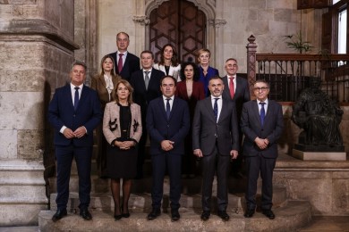 La marcha de Albalat al Congreso obliga a Pérez Llorca a la quinta crisis del Consell
