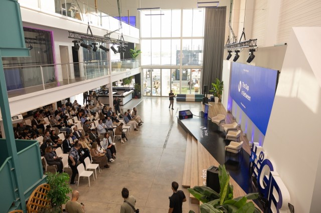 Más de 1.100 personas se reúnen en Valencia para impulsar la innovación con impacto en The Gap in Between 2026