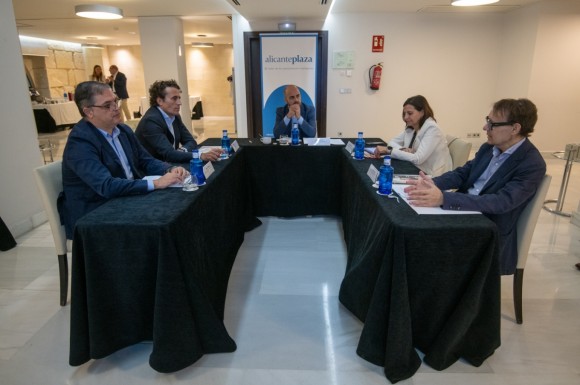 Las empresas que gestionan servicios municipales advierten del riesgo de priorizar ahorro frente a calidad