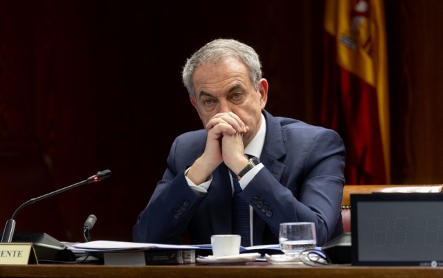 Anticorrupción apunta a presunta malversación de Zapatero por no entregar las joyas de su despacho a Patrimonio
