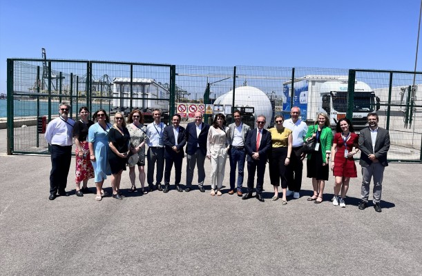 El director general adjunto de Medio Ambiente de la Unión Europea visita el Puerto de València