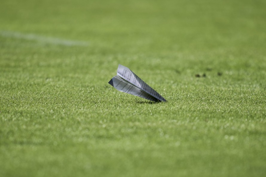 El Elche CF quiere pescar en el río revuelto de Vallecas para salir del descenso