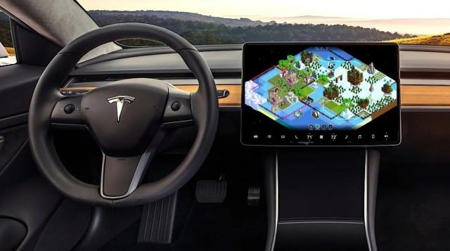 El festival OWN Valencia acogerá el primer torneo de videojuegos dentro de coches Tesla