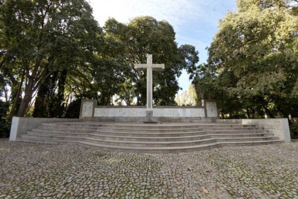 PP y Vox pedirán 71.000€ a PSOE y Compromís por la cruz del Ribalta cuando la sentencia sea firme