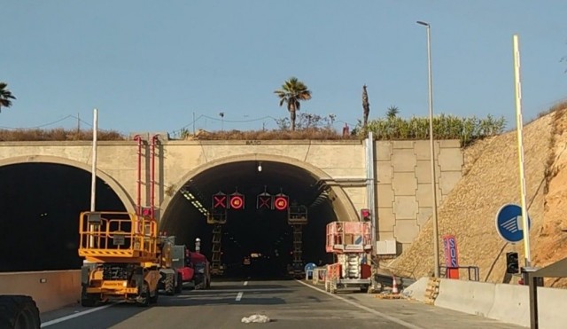 El túnel de la AP-7 en Pilar de la Horadada reabre en los dos sentidos tras las inundaciones