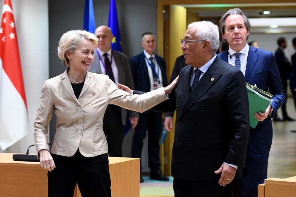 Líderes 'populares', socialistas y liberales acuerdan que Von der Leyen y Costa ocupen altos cargos de la UE