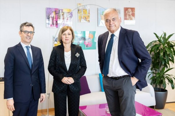 PSOE y PP acuerdan renovar el CGPJ y presentar una ley que 