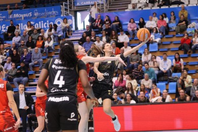 Valencia Basket asalta el Pazo con una gran segunda parte 