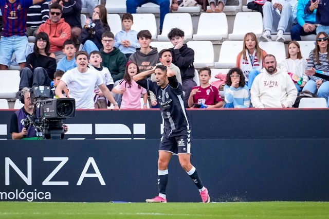 El CD Eldense petardea en Albacete 