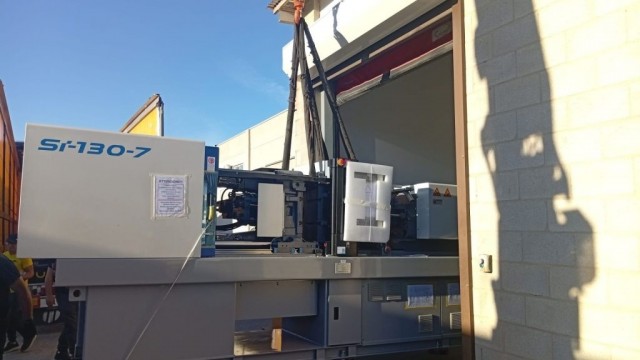 La ibense Pohuer, de inyección de termoplásticos, avanza en la electrificación de su planta con nueva maquinaria 