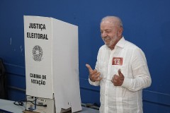 La victoria electoral de Lula da Silva en Brasil castiga las acciones de Telefónica y Banco Santander