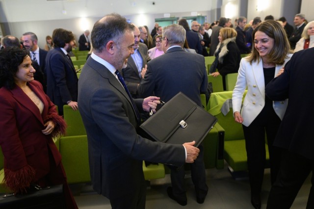 Pérez Llorca descarta nombrar sustituto de Albalat, cuyas competencias pasarán a la Conselleria de Justicia