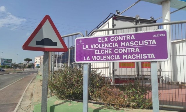 El PP de Elche se adelanta con una moción contra la violencia machista tras tumbar las de la oposición durante toda la legislatura