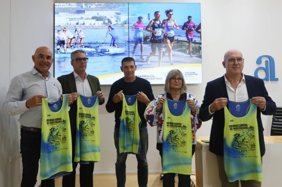 La Gran Carrera del Mediterráneo, entre Alicante y Santa Pola, bate su récord con más de 6.000 participantes
