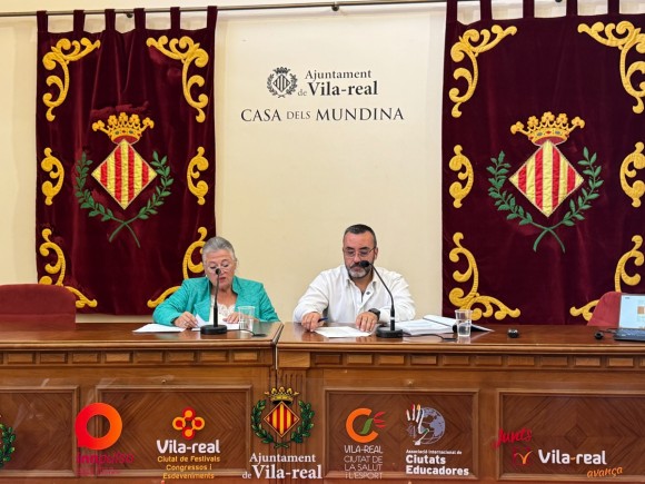 Vila-real renueva el plan director de comercio: alberga 3.671 negocios, de los que el 40,3% están en el centro