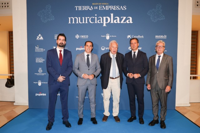 Así fue el photocall de la tercera edición 'Tierra de Empresas' de 'Murcia Plaza'