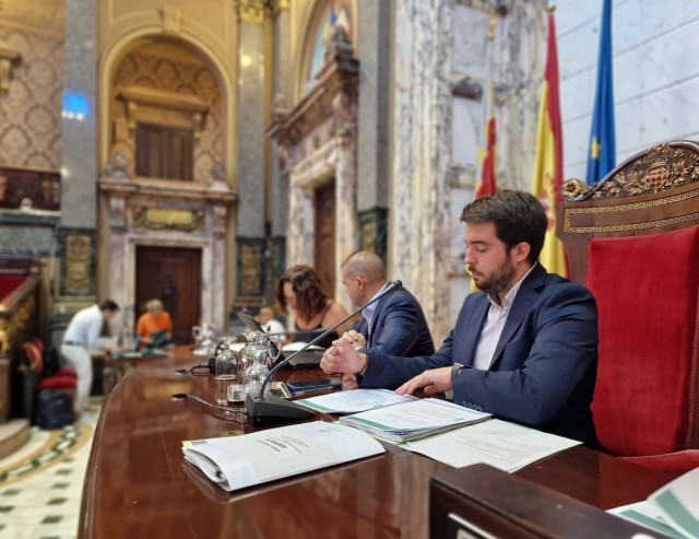 Feijóo ficha al alcalde de Almàssera para las listas del Congreso en las elecciones del 29N