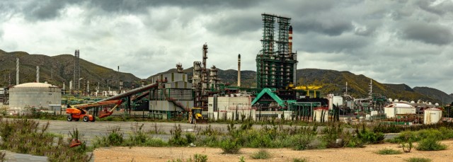 Las empresas murcianas 'bailan' en el caos mundial