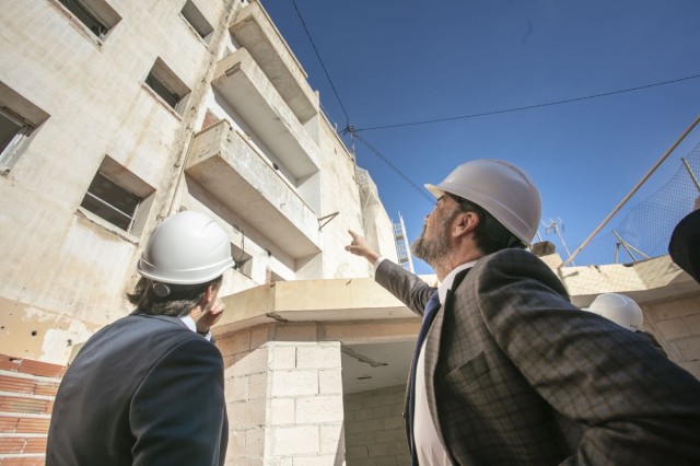 Alicante amplía la obra de los pisos de alquiler de San Gabriel: 251.000€ más y dos meses adicionales