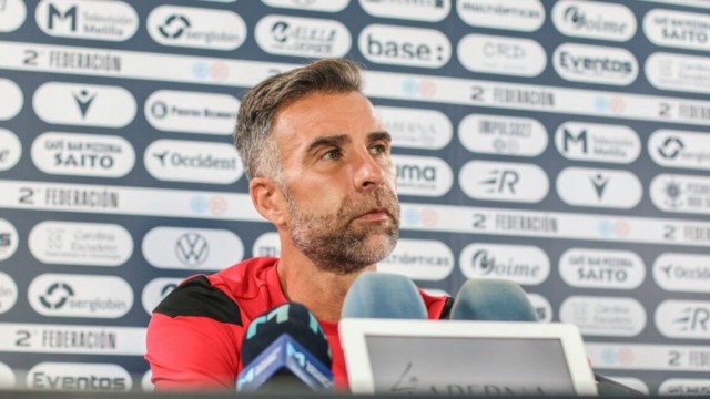 Alberto Cifuentes sustituye a Sebas López en el banquillo del Lorca Deportiva
