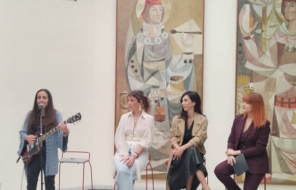Los escaparates se convierten en escenario del talento: vuelve 'Murcia en la Vitrina' con 35 actuaciones y 164 artistas