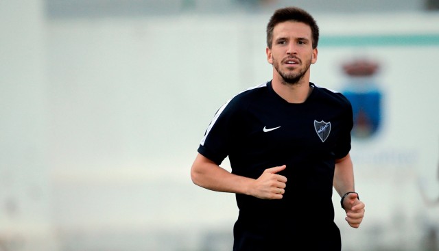El VCF quiere cambiar a Enzo por Camacho 