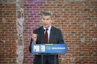 Feijóo exige una investigación gubernamental inmediata sobre el accidente de tren de Urda
