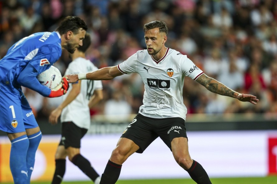 El Madrid, tres rivales de la zona baja y el Tavernes esperan al Valencia en noviembre