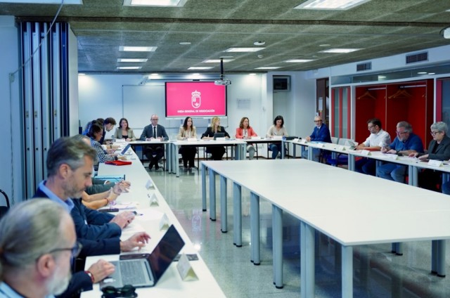 La Región invertirá 50 millones en sanidad tras un pacto 