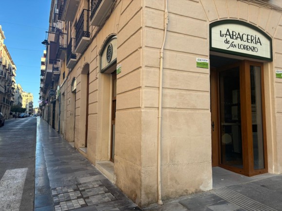 La hostelería sigue ganando terreno en el Centro de Alcoy: suma cinco nuevos establecimientos