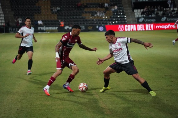 El Castellón vence con solvencia al Conquense y sigue adelante en la Copa