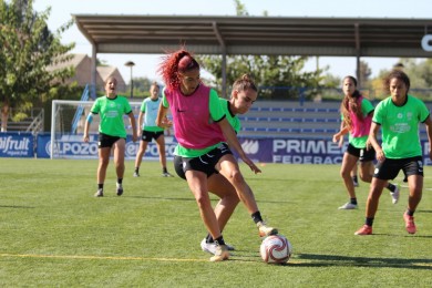 El Alhama ElPozo, sin su ariete Oriona Altuve, defiende el liderato en el campo del filial del Atlético