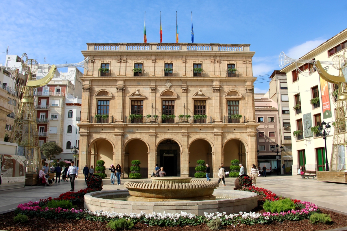 La Junta también aprueba las bases para cubrir 40 plazas de agente de movilidad urbana. - La Junta también aprueba las bases para cubrir 40 plazas de agente de movilidad urbana.