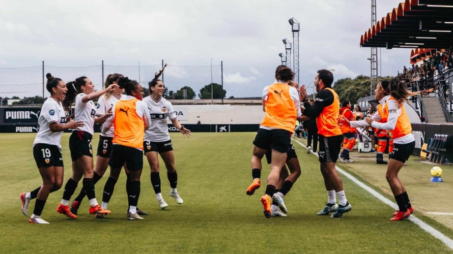 Yasmin Mrabet devuelve la esperanza al Valencia CF ante el Eibar