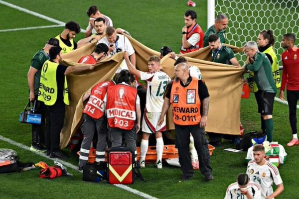 Barnabás Varga está 