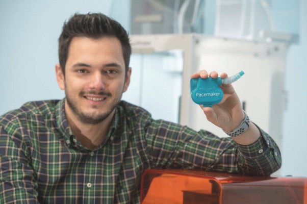 Icu Medical Technologies, de la UMH, logra el aval para su proyecto de sujeción de marcapasos en 3D