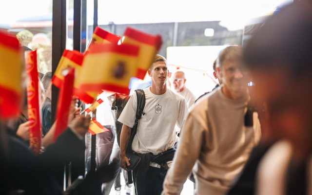 De la Fuente premiará al grupo: siete jugadores sin debutar, cuatro lo jugaron todo
