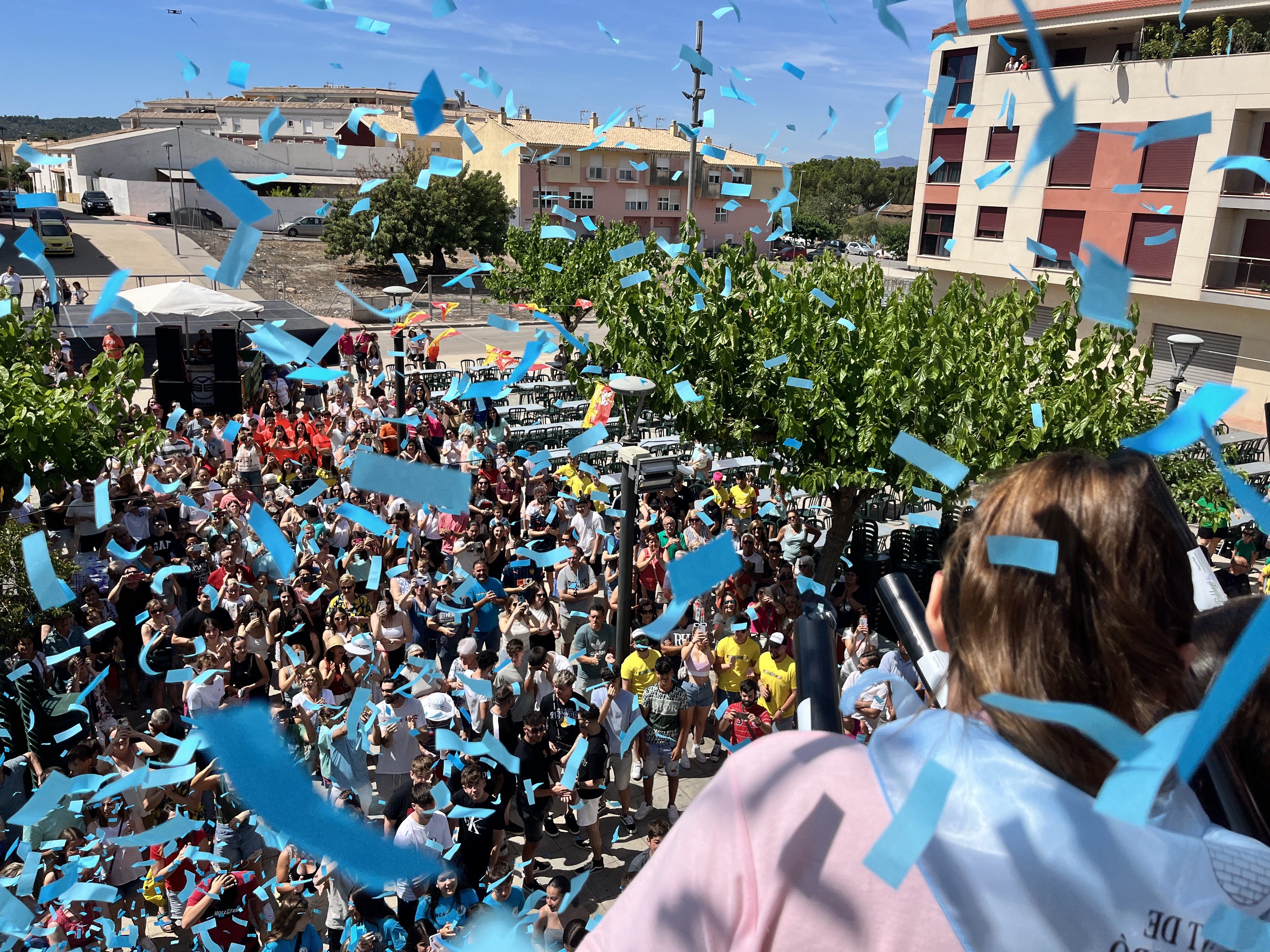 Un multitudinario chupinazo inaugura las fiestas patronales de Sant Joan de Moró