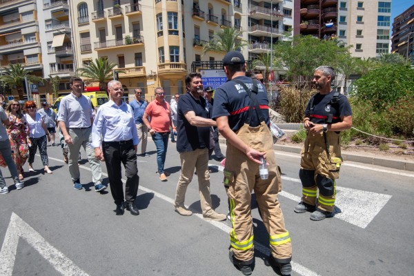 El dispositivo de la 'cremà': los bomberos se reunirán con Barcala por las gratificaciones