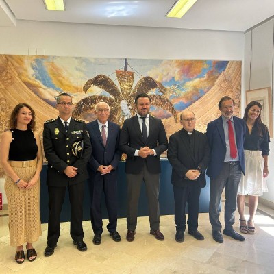 El comisario jefe de la Policía Nacional, Pedro Montore, nuevo portaestandarte del Misteri d’Elx