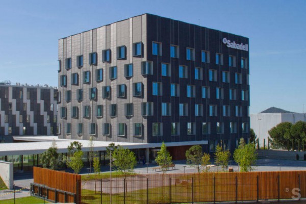 Banco Sabadell coloca 1.000 millones en cédulas hipotecarias al 0,625%
