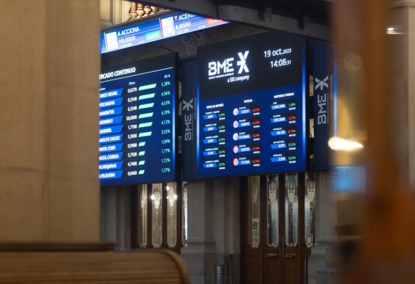 Bankinter prevé en 2025 un potencial del 17,4% para la Bolsa española, al filo de los 13.000 puntos

