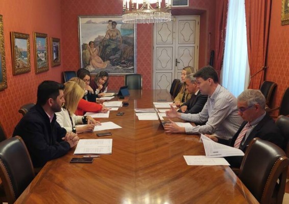 El PP de Alicante perfila otro ajuste presupuestario de 15 millones para lanzar inversiones